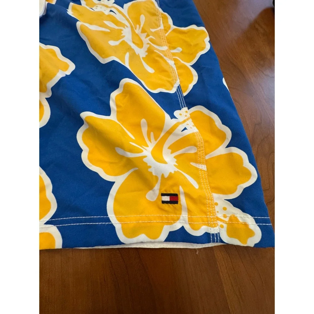 Tommy Hilfiger Mens Hibiscus Floral Board Shorts Blue Yellow Swim‎ Trunks Size M